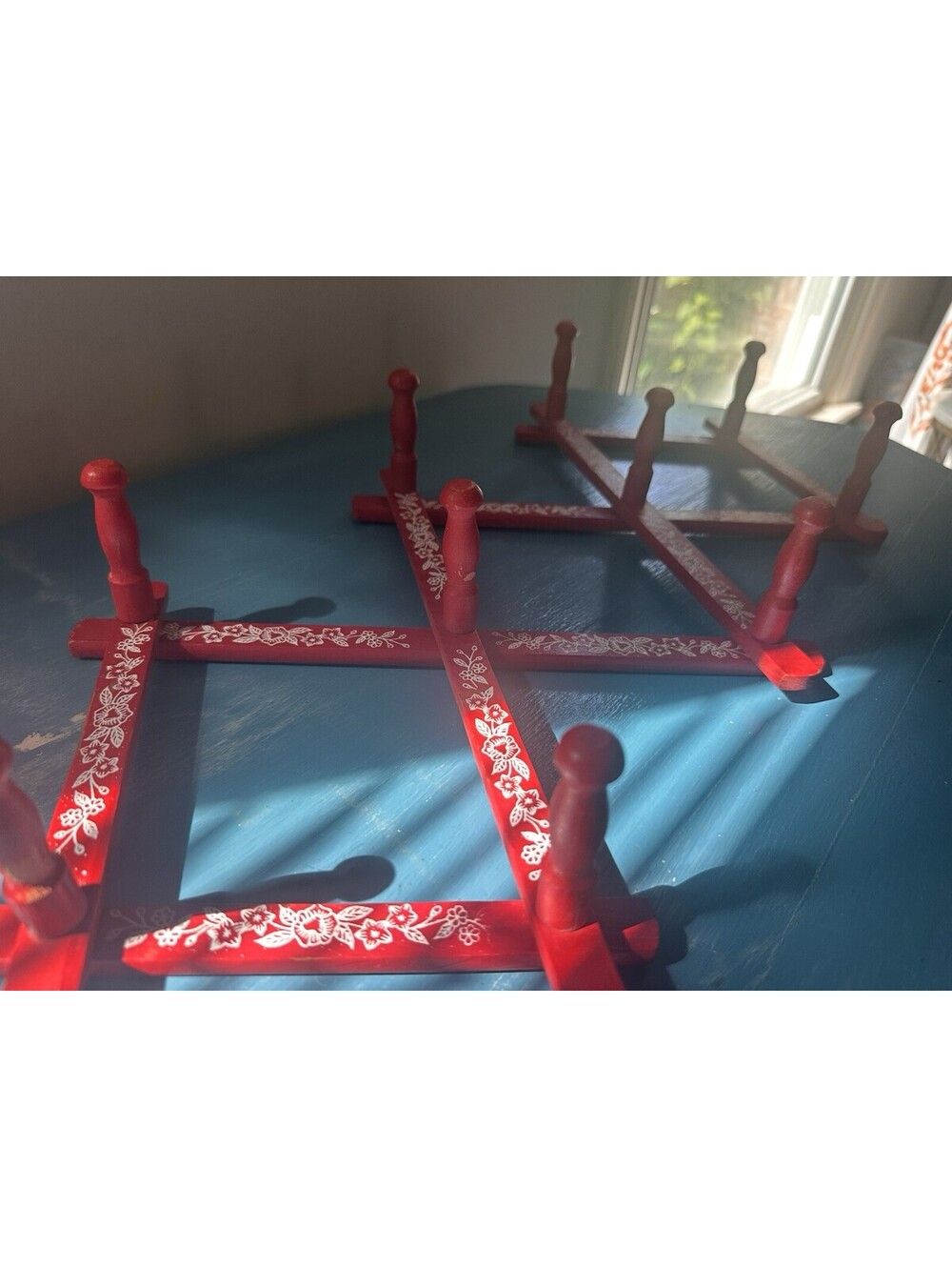Red Vintage mid century Wooden Wall Folding Accordion Rack,Peg Hooks, Floral - Picture 8 of 9